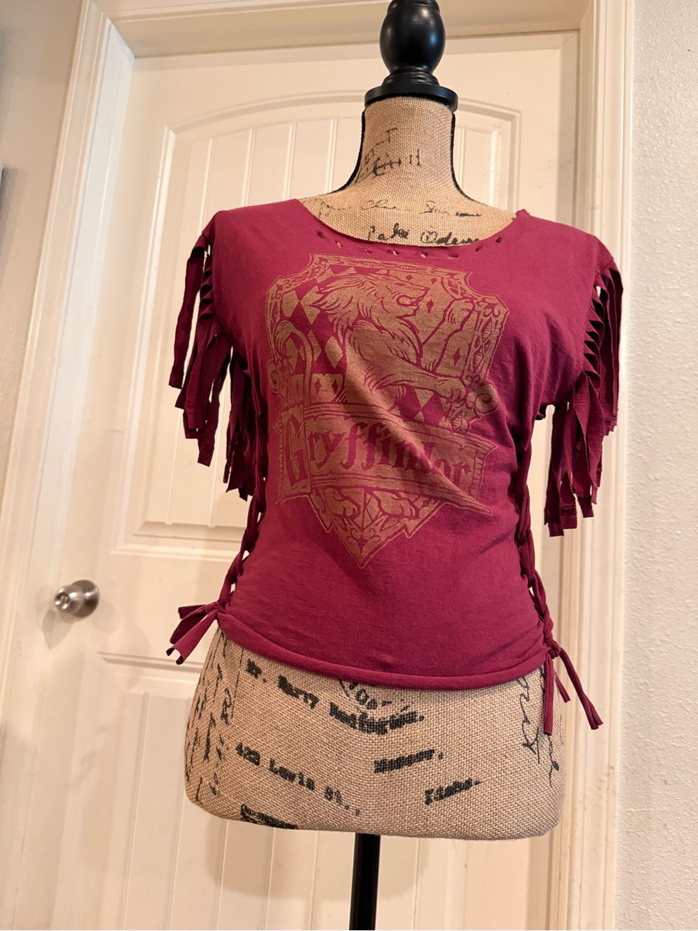 Harry Potter Gryffindor Upcycled Fringe Tee – Small